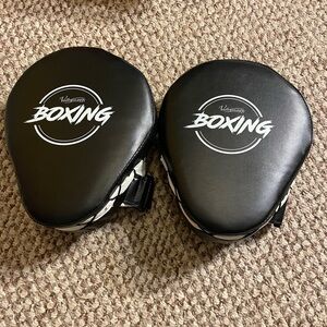 Black Boxing Punch Mitts